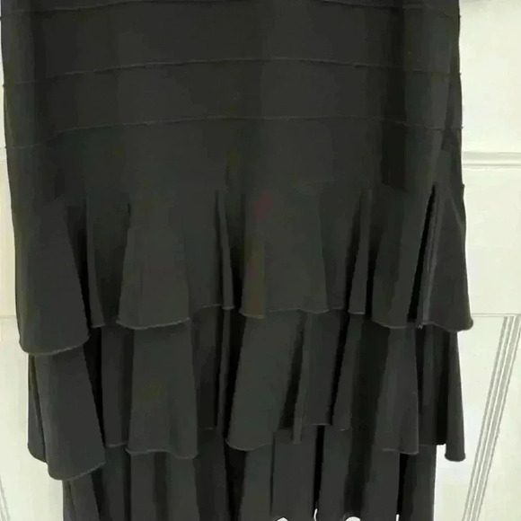 BNWT Nueva Black Tiered/ Ruffle Dress Size 8 - Picture 10 of 13